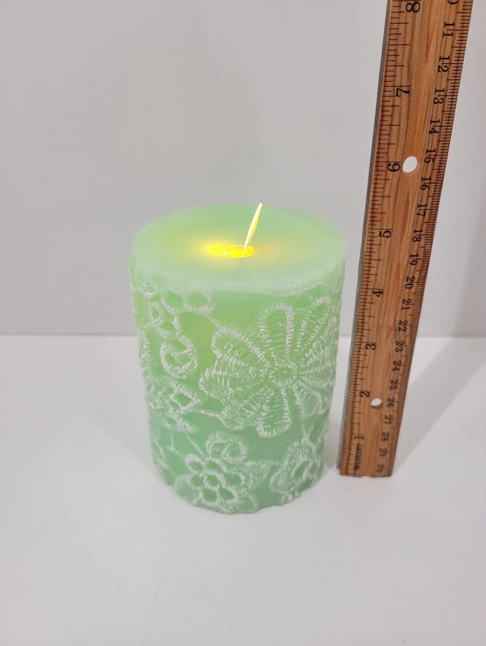Luminara Light Green Lace Accent Flameless/Flickering Pillar Candle Tested